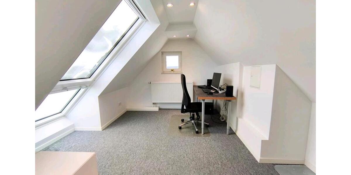 Dachgeschoßwohnung Aurachtal - 3.5 Zimmer, 73 m&sup2;, 900&euro; | Angebot:25289075