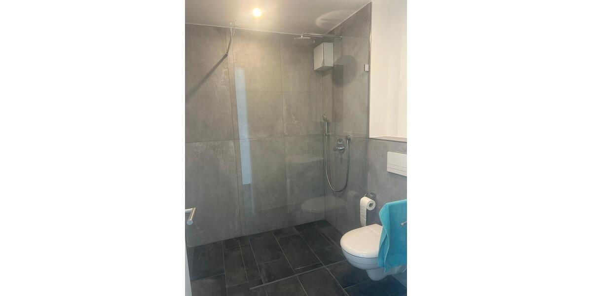 Etagenwohnung Nürnberg - 2 Zimmer, 65 m&sup2;, 1.300&euro; | Angebot:25937755