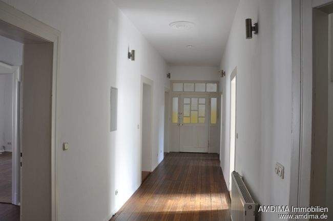 Etagenwohnung Nürnberg Gleißhammer - 6 Zimmer, 160 m&sup2;, 1.490&euro; | Angebot:25896001