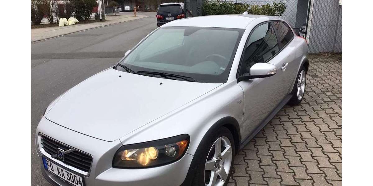 Volvo C30 288.000 km 1.890 &euro; Erlangen/Frauenaurach 91056