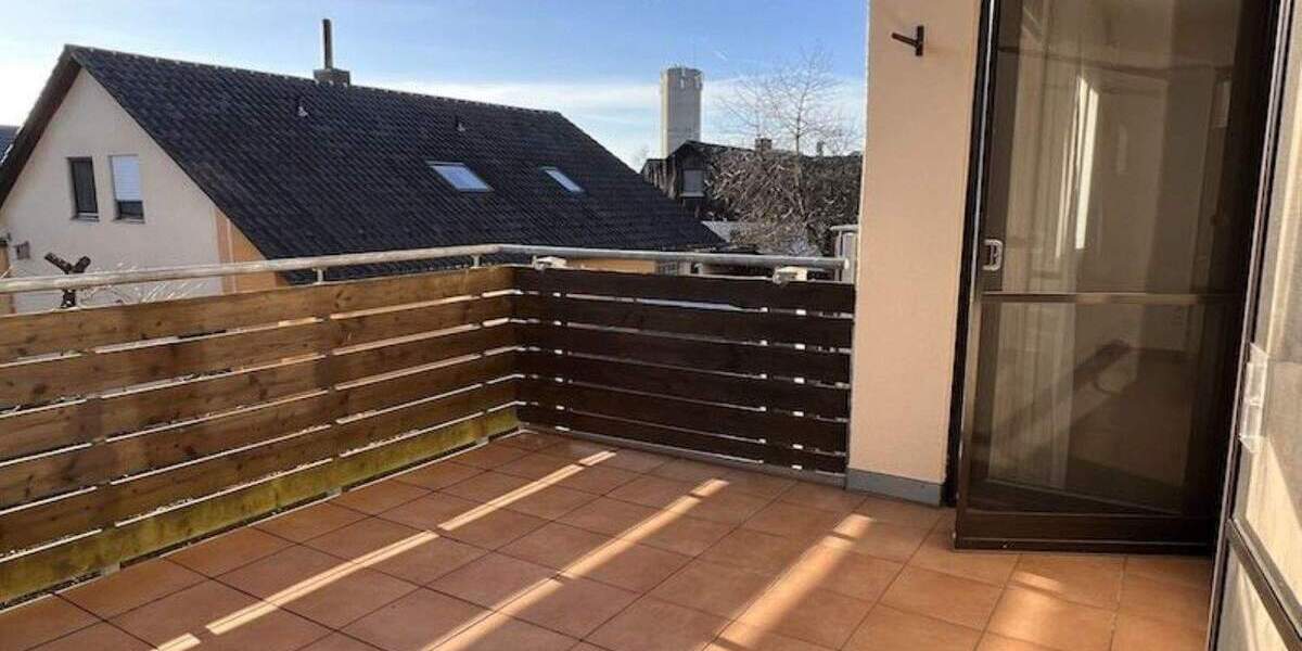 Etagenwohnung Pyrbaum - 4 Zimmer, 111 m&sup2;, 329.000&euro; | Angebot:25662843