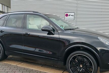 Porsche Cayenne 181.000 km 35.890 &euro; Nürnberg 90427