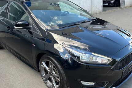 Ford Focus 51.000 km 10.990 &euro; Nürnberg 90439