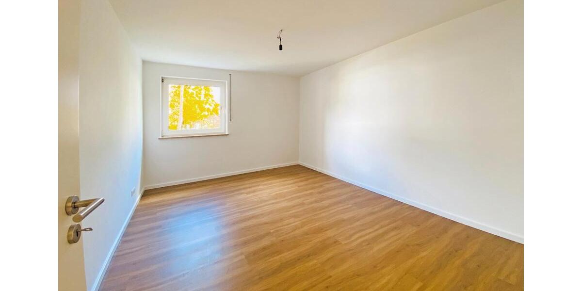 Hochparterre Nürnberg Erlenstegen - 3 Zimmer, 70 m&sup2;, 299.000&euro; | Angebot:25986516