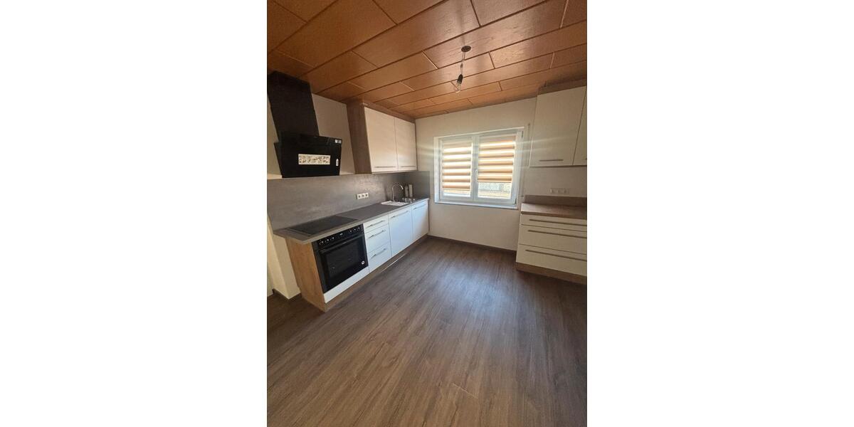 Doppelhaushälfte Uehlfeld - 4 Zimmer, 108 m&sup2;, 1.280&euro; | Angebot:25932814