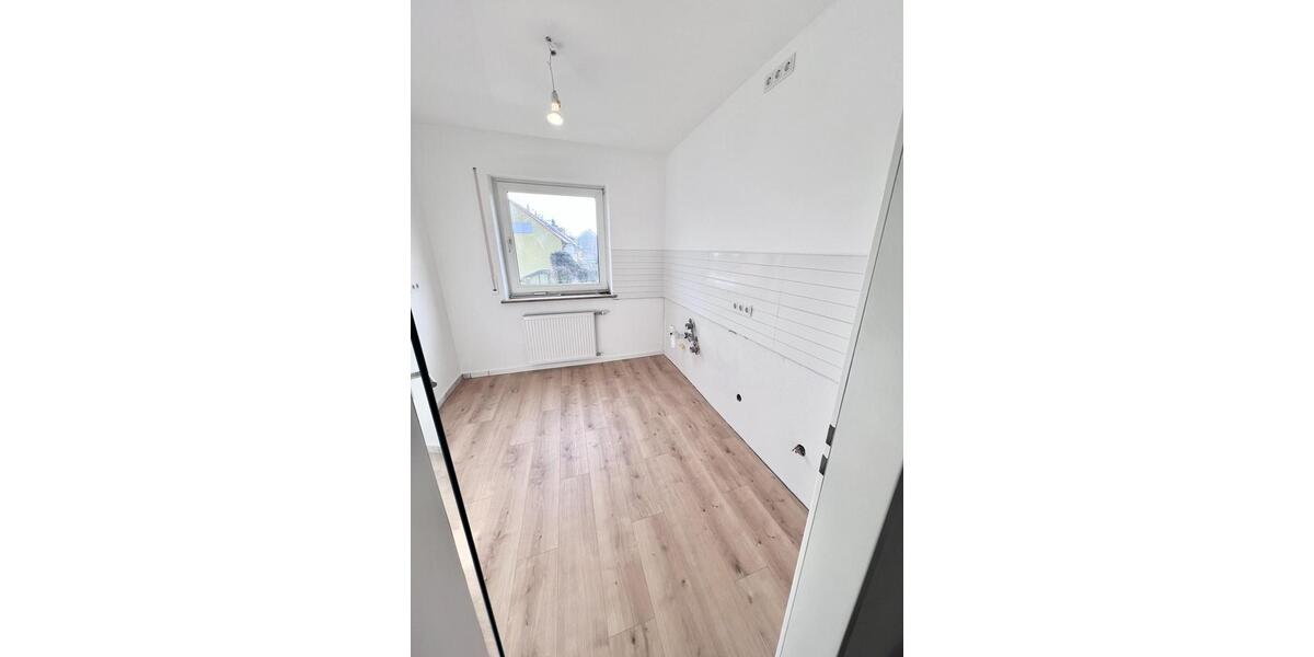 Etagenwohnung Fürth Bislohe - 3 Zimmer, 78 m&sup2;, 1.100&euro; | Angebot:25918697