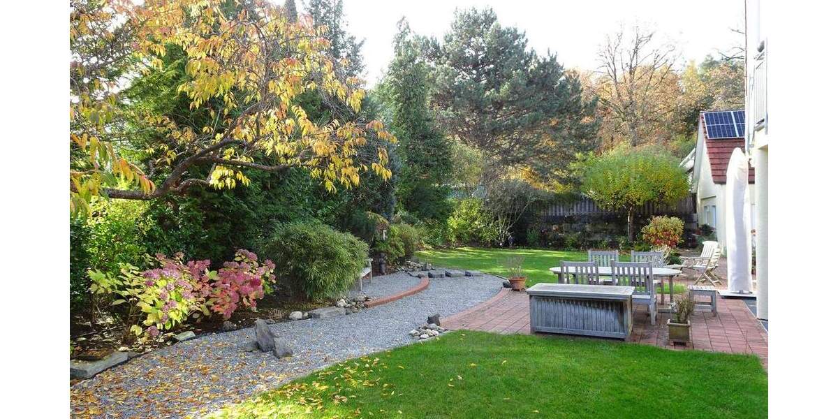 Einfamilienhaus Herzogenaurach - 6 Zimmer, 194 m&sup2;, 1.295.000&euro; | Angebot:25697896