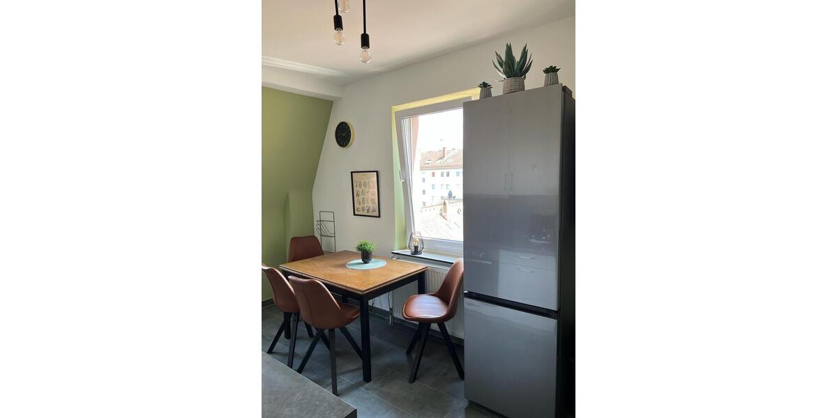 Etagenwohnung Nürnberg Sankt Leonhard - 3 Zimmer, 82 m&sup2;, 285.000&euro; | Angebot:26619421