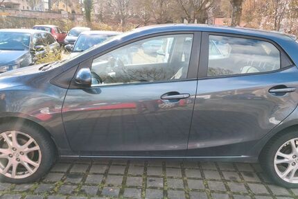 Mazda 2 151.595 km 2.200 &euro; Roßtal 90574