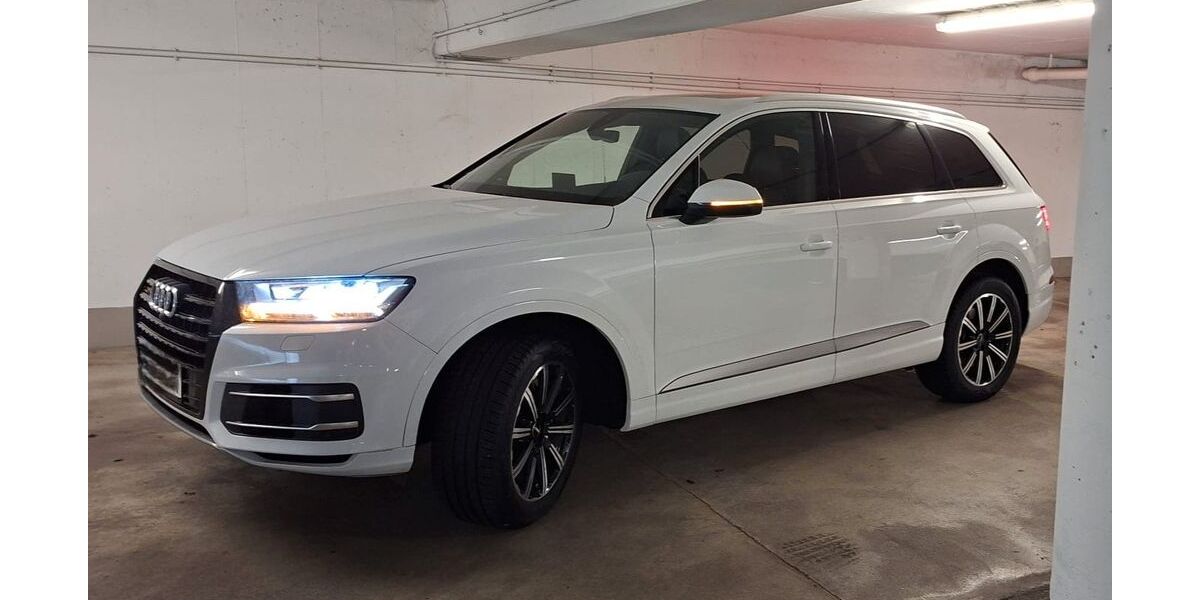 Audi Q7 106.900 km 29.900 &euro; Nürnberg 90411