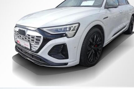 Audi Q8 e-tron 26.500 km 54.480 &euro; Lauf an der Pegnitz 91207