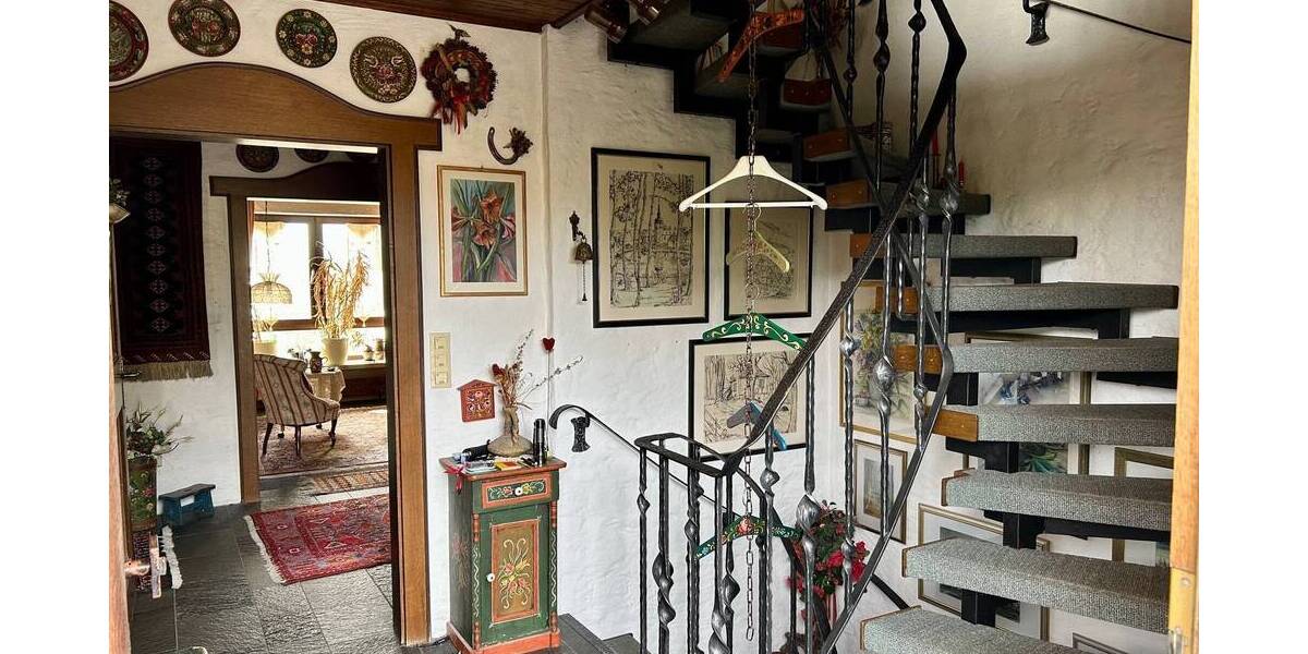 Einfamilienhaus Höchstadt - 6 Zimmer, 203 m&sup2;, 595.000&euro; | Angebot:25671206