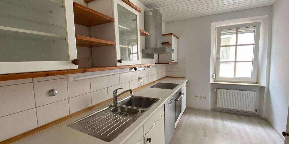 Mehrfamilienhaus, Wohnhaus Forchheim - 6 Zimmer, 200 m&sup2;, 410.000&euro; | Angebot:26527955