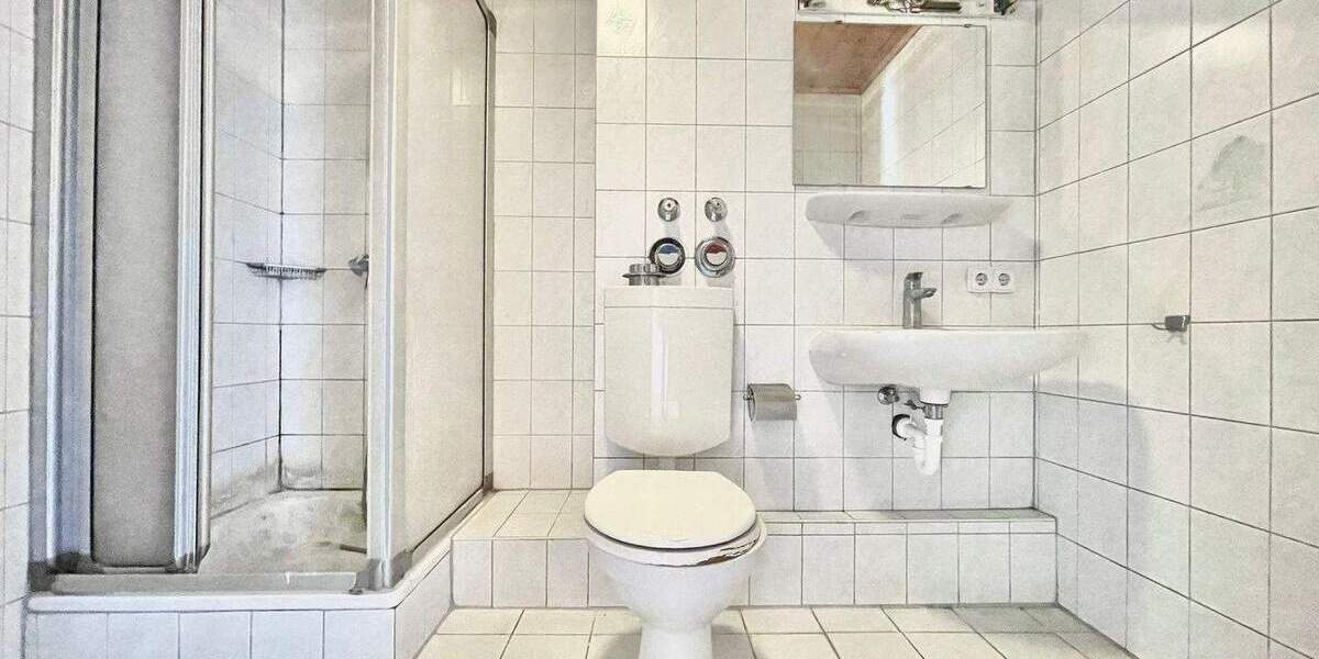 Etagenwohnung Fürth Südstadt - 4 Zimmer, 51 m&sup2;, 178.000&euro; | Angebot:25728477