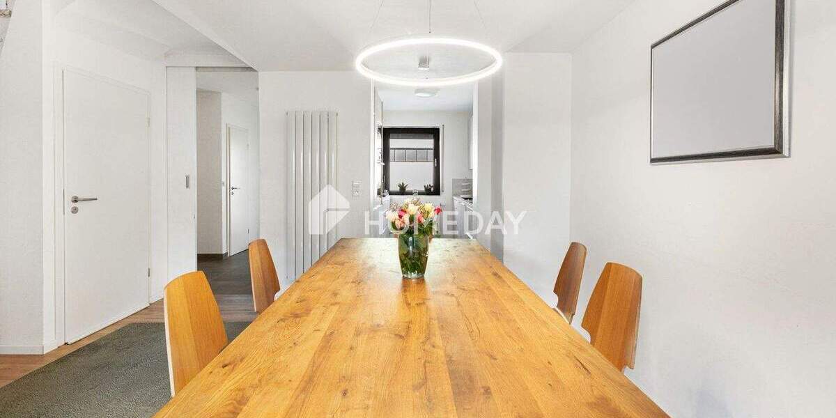 Reihenmittelhaus Erlangen Bruck - 7 Zimmer, 138 m&sup2;, 600.000&euro; | Angebot:25688306