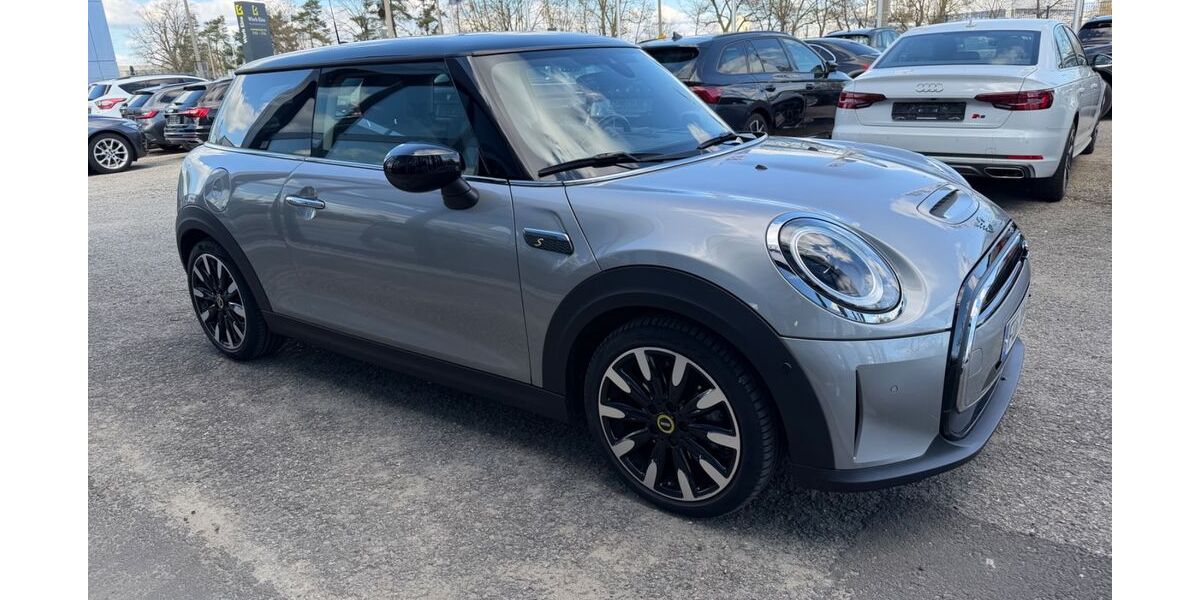 Mini Cooper SE 5.000 km 23.999 &euro; Fürth bei Nürnberg 90763