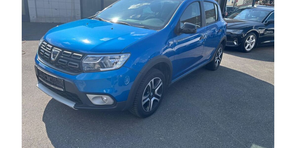 Dacia Sandero 32.000 km 11.800 &euro; Nürnberg 90431