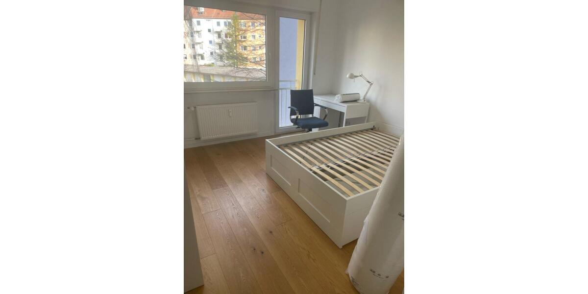Etagenwohnung Nürnberg Herrnhütte - 2 Zimmer, 13 m&sup2;, 510&euro; | Angebot:25852668