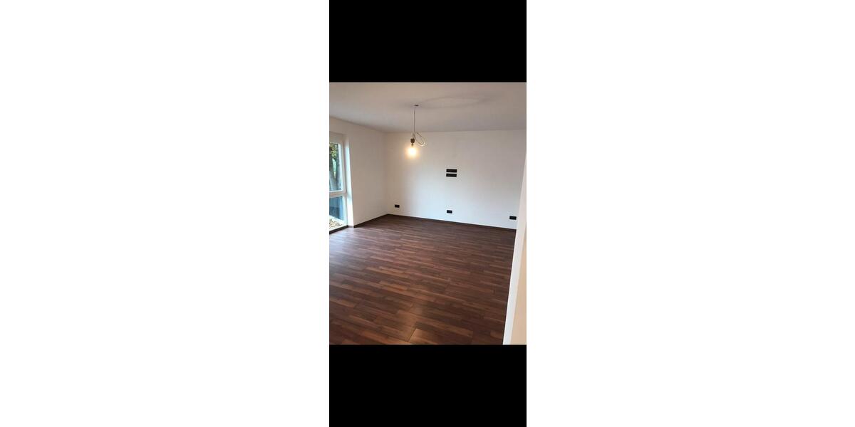 Erdgeschoßwohnung Nürnberg Almoshof - 2.5 Zimmer, 82 m&sup2;, 950&euro; | Angebot:26594086