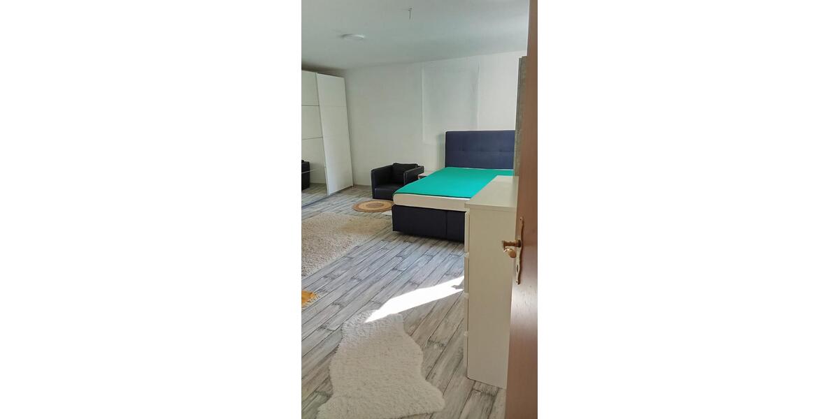 Dachgeschoßwohnung Baiersdorf - 1 Zimmer, 25 m&sup2;, 550&euro; | Angebot:25881527