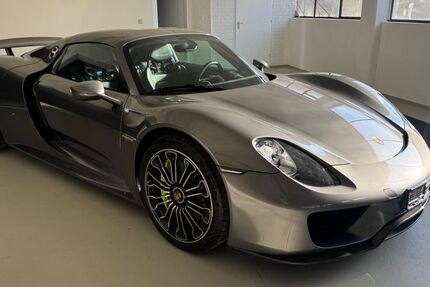 Porsche 918 11.760 km 1.690.000 &euro; Roth 91154