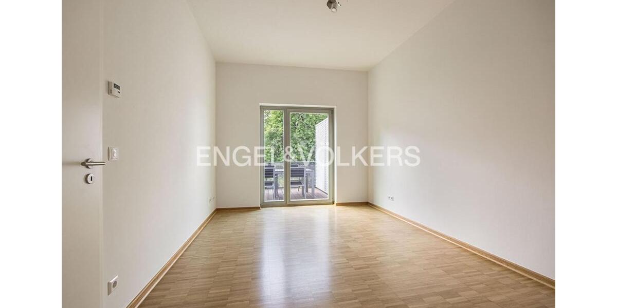 Etagenwohnung Fürth Atzenhof - 2 Zimmer, 73 m&sup2;, 1.120&euro; | Angebot:25903782