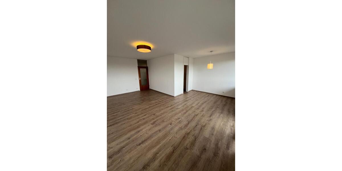 Etagenwohnung Erlangen Alterlangen - 2.5 Zimmer, 75 m&sup2;, 1.050&euro; | Angebot:25961693