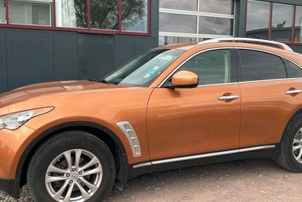 INFINITI QX70 245.000 km 8.900 &euro; Nürnberg 90461