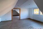 Dachgeschoßwohnung Neustadt an der Aisch - 3.5 Zimmer, 125 m&sup2;, 990&euro; | Angebot:25869150