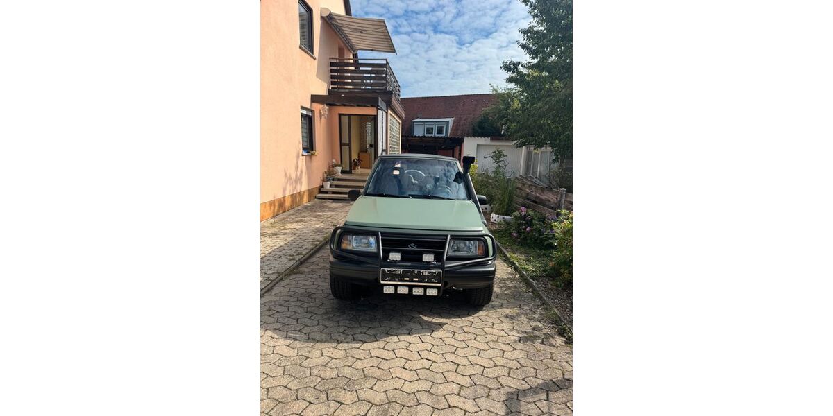Suzuki Vitara 95.000 km 8.750 &euro; Schwabach 91126