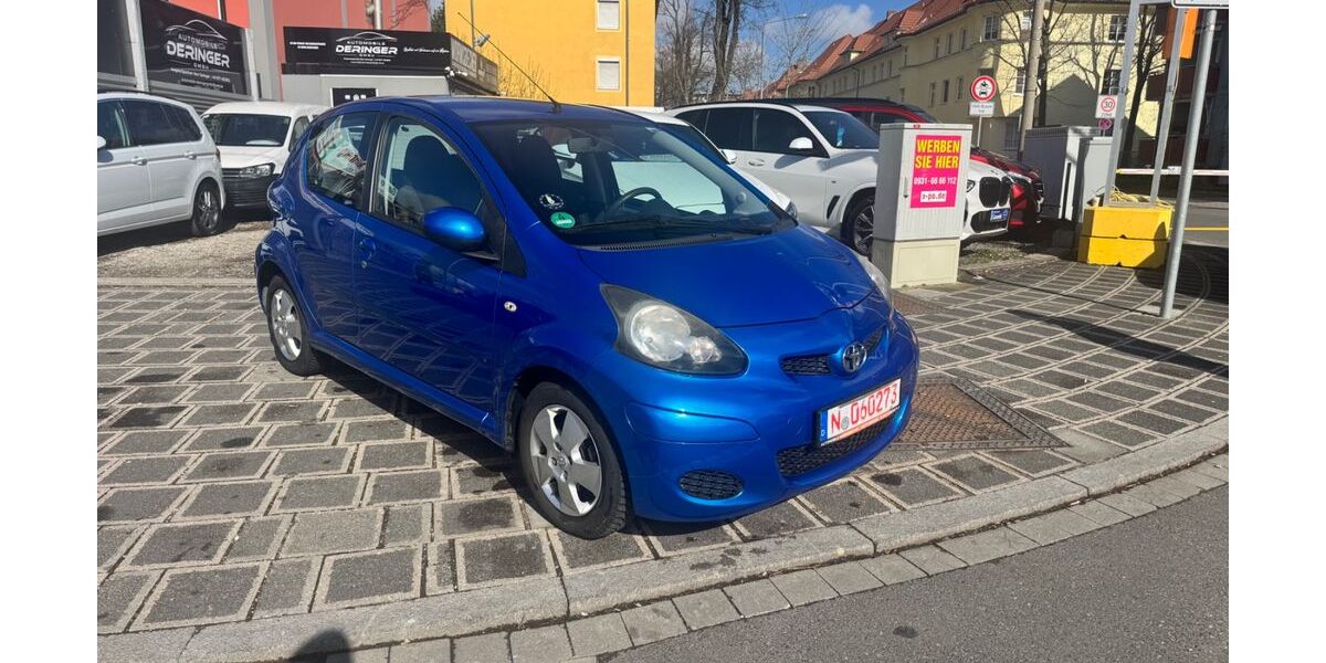 Toyota Aygo (X) 38.000 km 8.250 &euro; Nürnberg 90431