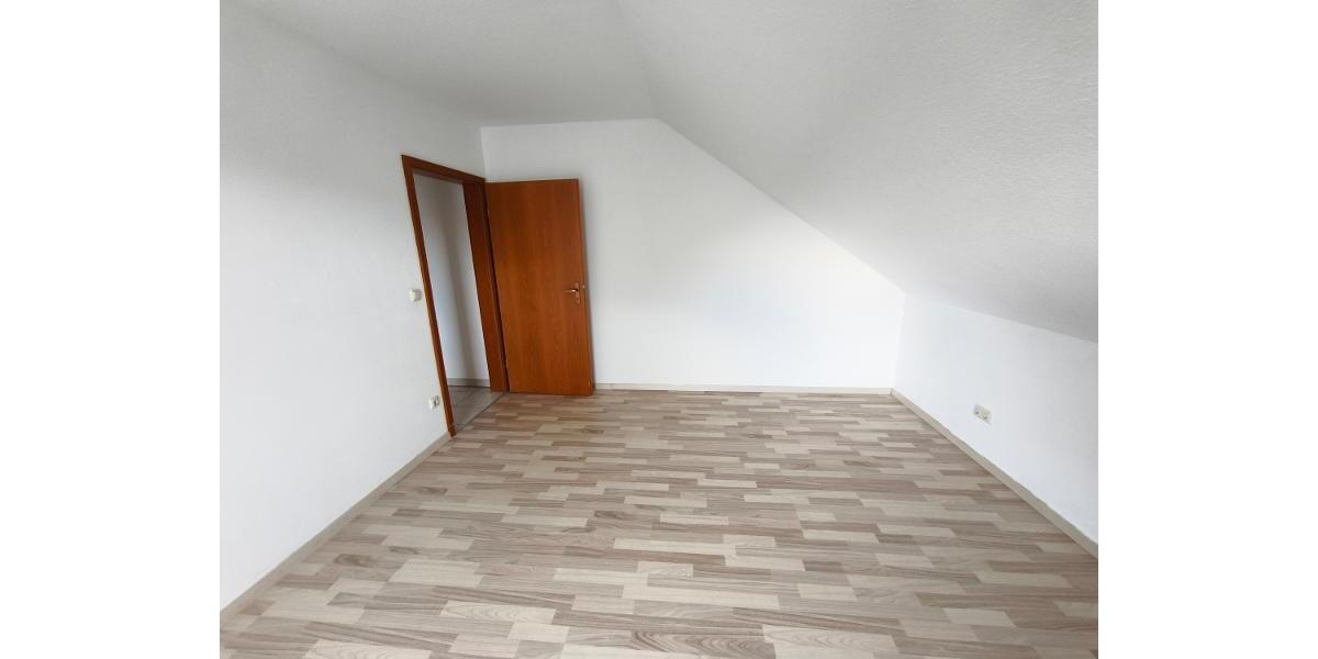 3 Zi. Wohnung (Nr. 6) im DG (2. OG) mit Balkon und Garage - Etagenwohnung Erlangen OT Dechsendorf | Angebot:24315669