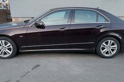Mercedes-Benz E 350 202.000 km 8.499 &euro; Nürnberg 90478