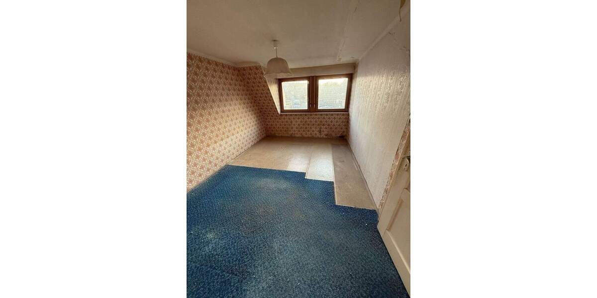 Doppelhaushälfte Bubenreuth - 1 Zimmer, 107 m&sup2;, 399.000&euro; | Angebot:25768506