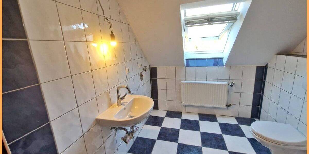 Einfamilienhaus Pyrbaum - 7 Zimmer, 215 m&sup2;, 425.000&euro; | Angebot:26391967