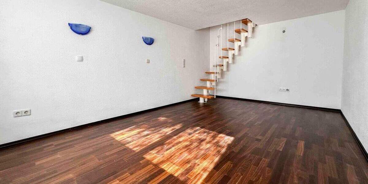 Doppelhaushälfte Nürnberg Schweinau - 8 Zimmer, 179 m&sup2;, 589.000&euro; | Angebot:25718326