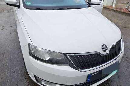 Skoda Rapid/Spaceback 125.000 km 6.000 &euro; Langenzenn, St 90579