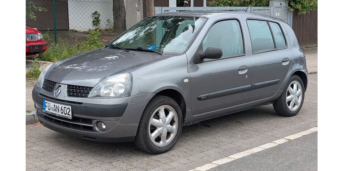 Renault Clio 107.850 km 1.490 &euro; Fürth 90763