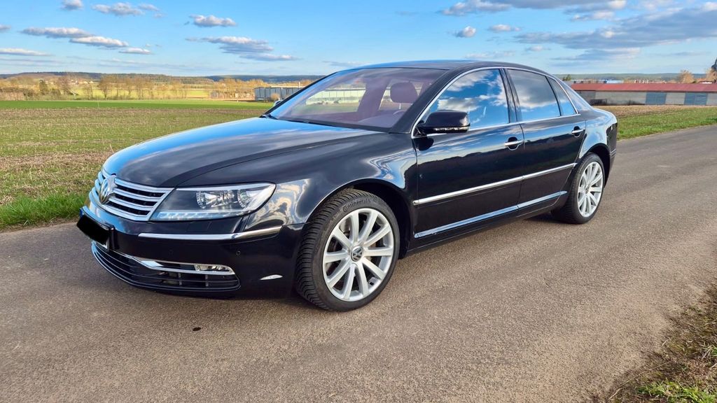 VW Phaeton 205.411 km 12.288 &euro; Nürnberg 90408