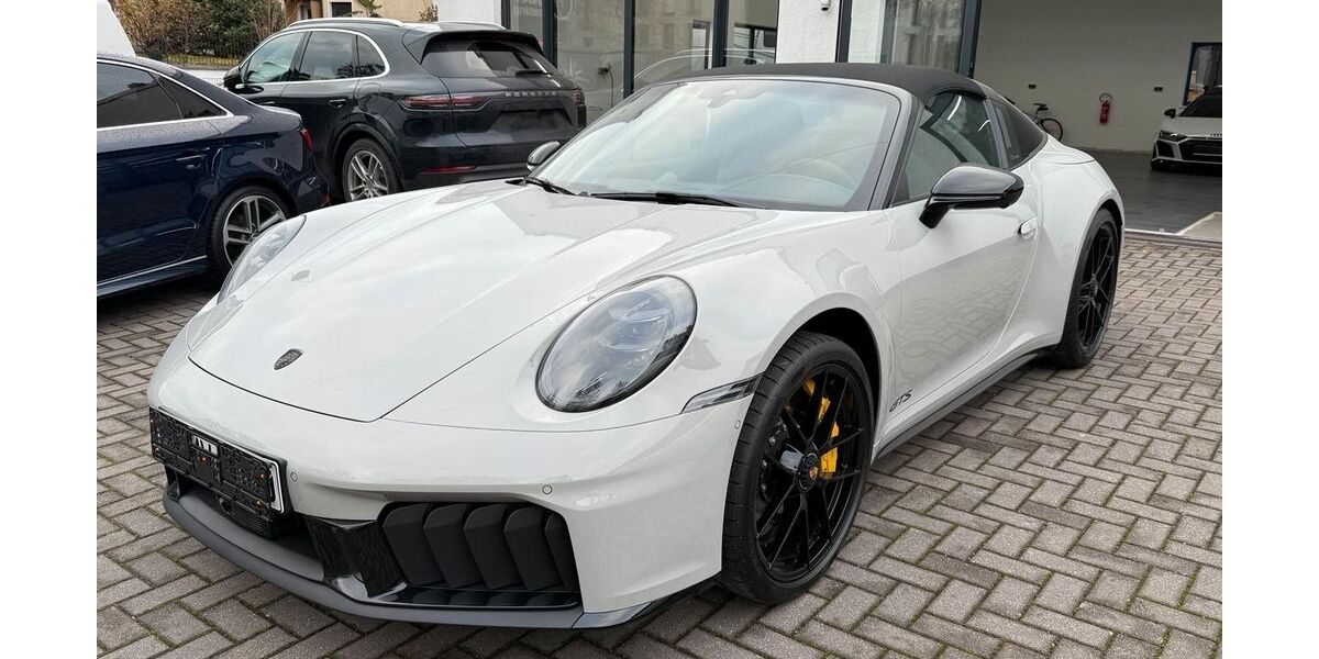Porsche 992 3.490 km 212.911 &euro; Fürth bei Nürnberg 90765