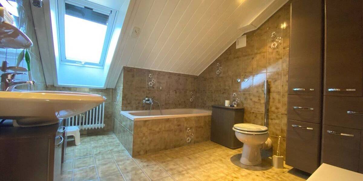Doppelhaushälfte Fürth Stadeln - 5 Zimmer, 142 m&sup2;, 529.000&euro; | Angebot:26595311