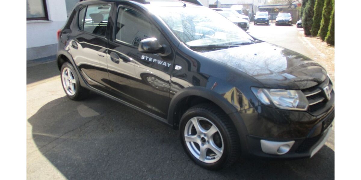 Dacia Sandero 59.219 km 7.599 &euro; Fürth 90765