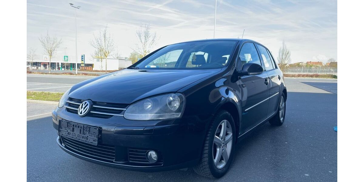 VW Golf 294.800 km 2.800 &euro; Nürnberg 90482