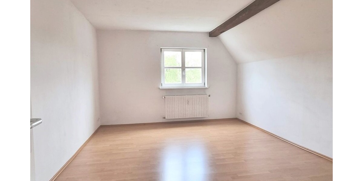 Schöne 3-Zi-Whg - FÜR MAXIMAL 2 PERSONEN -Einbauküche – Tageslichtbad – Wiesengrund in Laufweite - 3- Wendelstein | Angebot:18982291