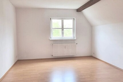 Schöne 3-Zi-Whg - FÜR MAXIMAL 2 PERSONEN -Einbauküche – Tageslichtbad – Wiesengrund in Laufweite - Wohnung Wendelstein | Angebot:18982291