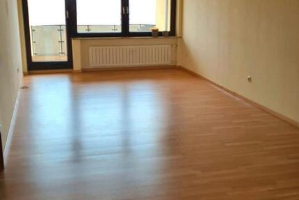 Wohnung Nürnberg Schnepfenreuth - 3 Zimmer, 80 m&sup2;, 1.200&euro; | Angebot:24806405