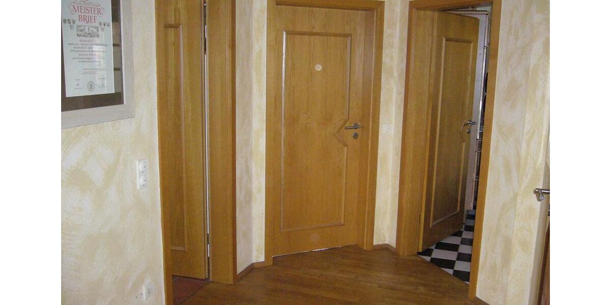 Einfamilienhaus Abenberg - 2 Zimmer, 80 m&sup2;, 800&euro; | Angebot:26527518