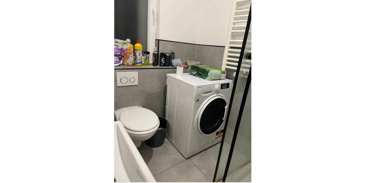 Etagenwohnung Nürnberg Gleißhammer - 4 Zimmer, 12 m&sup2;, 400&euro; | Angebot:26630839