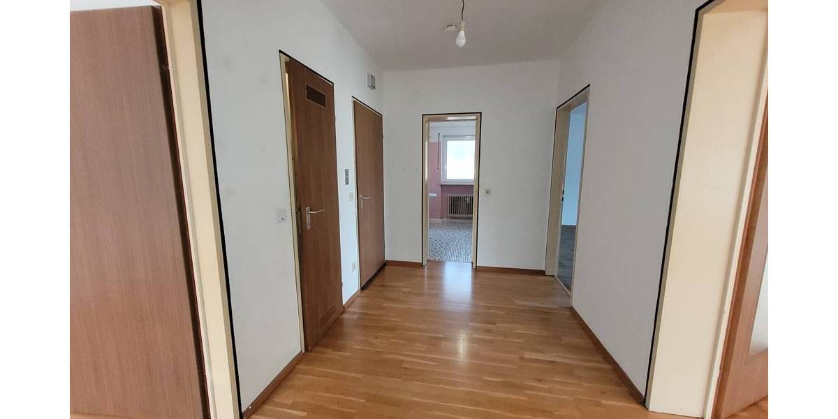Etagenwohnung Schwabach Forsthof - 3 Zimmer, 70 m&sup2;, 600&euro; | Angebot:26017072