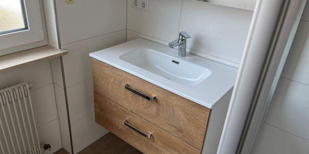 Etagenwohnung Nürnberg Zerzabelshof - 4 Zimmer, 115 m&sup2;, 1.350&euro; | Angebot:26672598